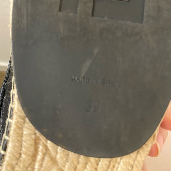 Fendi soft leather espadrille croc-embossed captoe - Picture 5 of 5